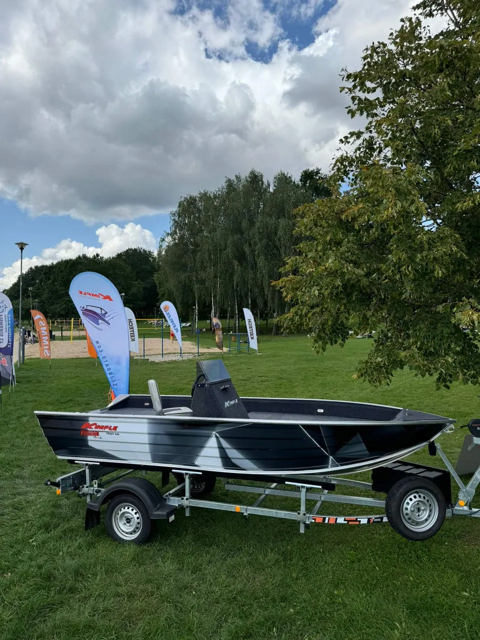 Aliuminė valtis Kimple Trout 440 – 8